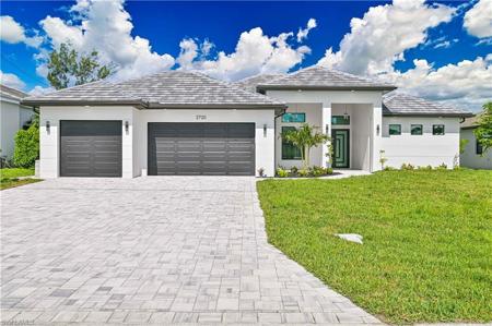 2720 SW 17th AVE