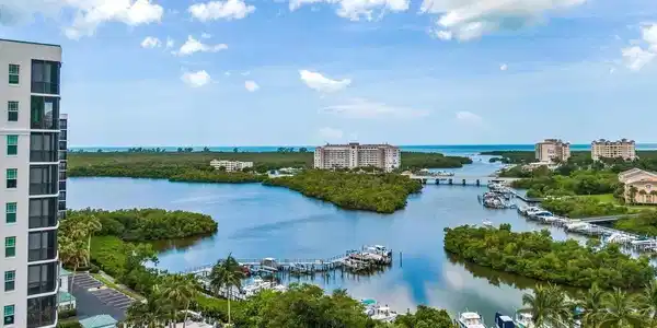 430 Cove Tower DR