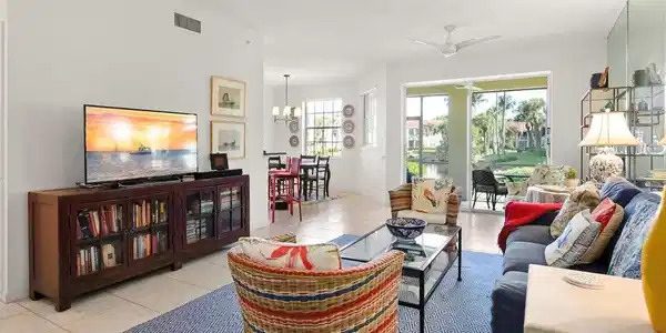 200 L AMBIANCE CIR