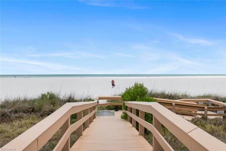 180 Seaview CT