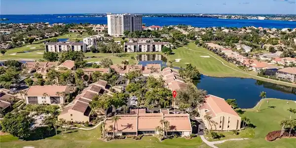 4515 Windjammer LN
