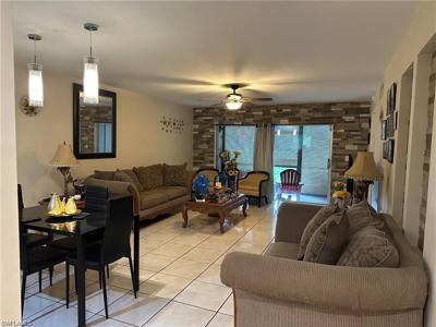 5697 Rattlesnake Hamm RD