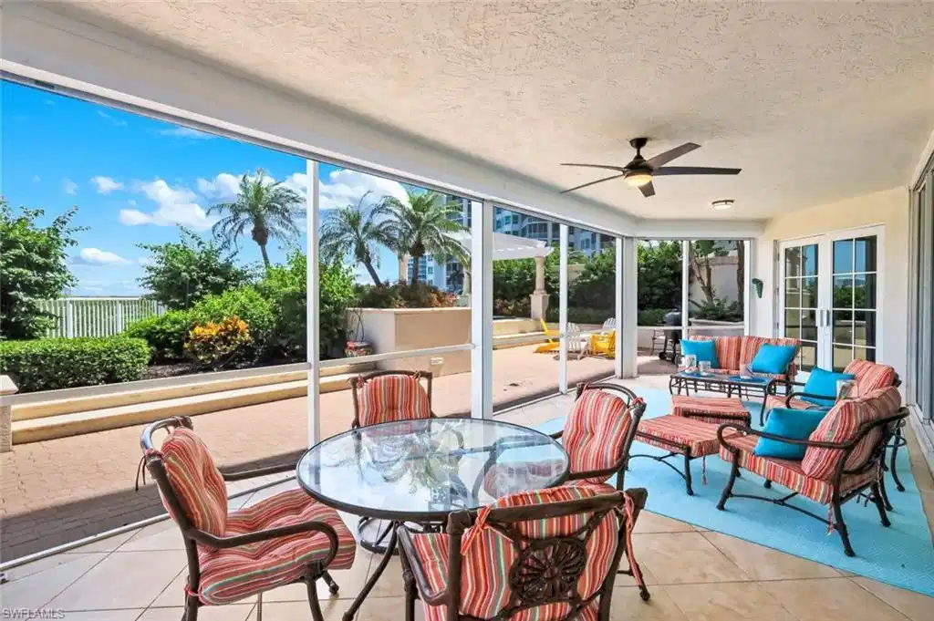 Image 1: Expansive Outdoor Living
