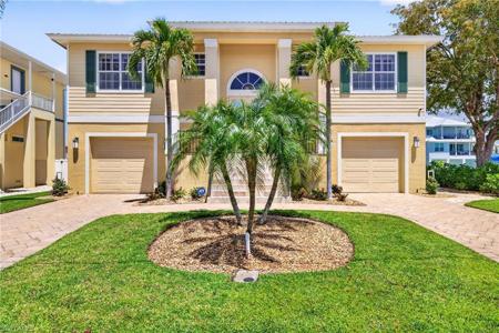 243 Driftwood LN