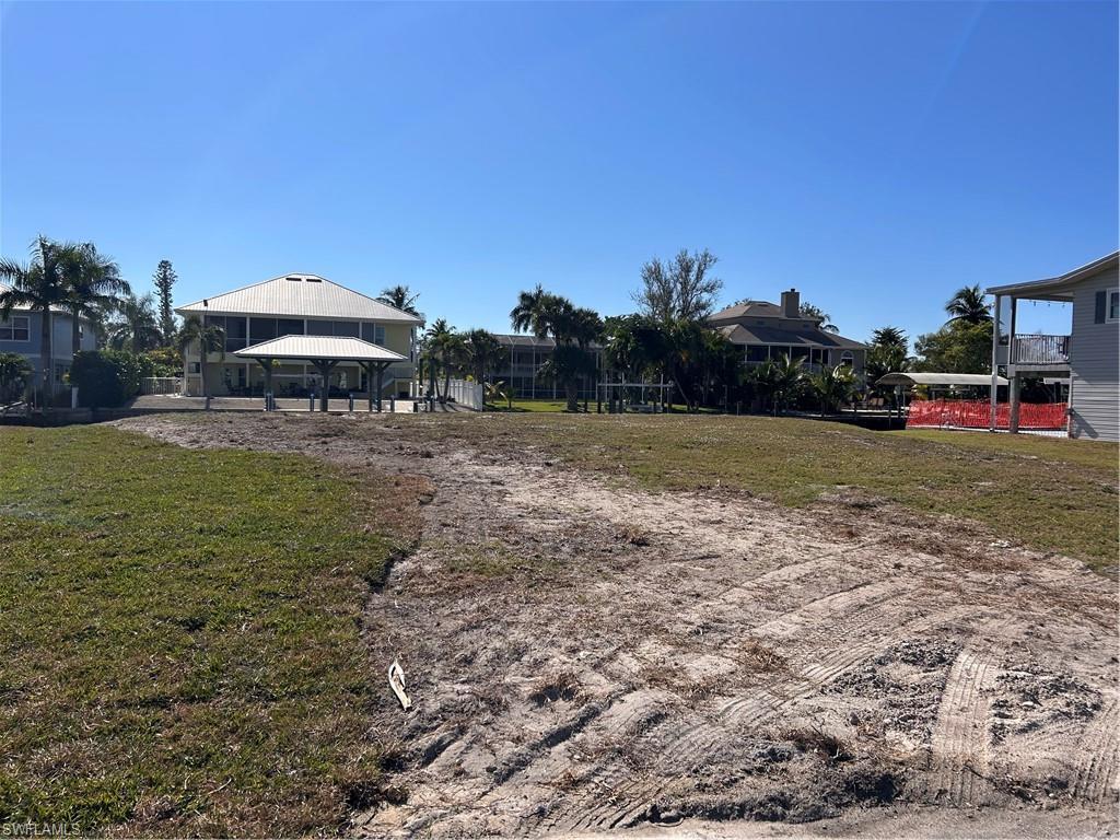 Image 3: Property view