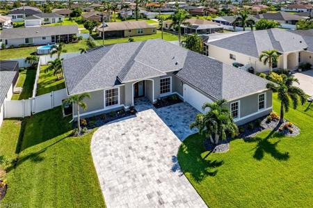1818 SW 39th TER