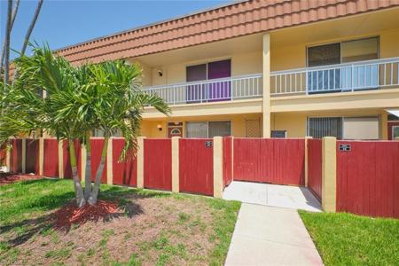 2813 Del Prado BLVD S