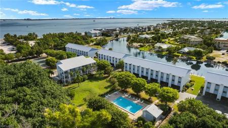 1250 Tennisplace CT