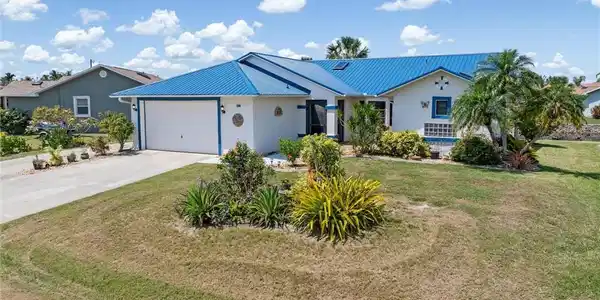 3825 W Barnegat DR