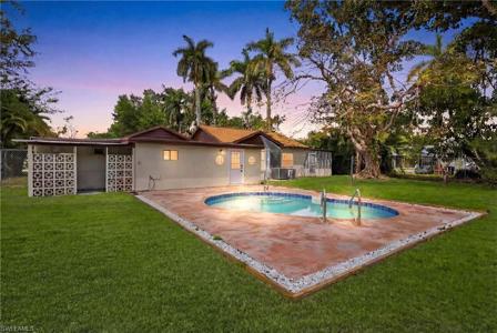 363 New York DR