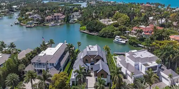 3040 Fort Charles DR