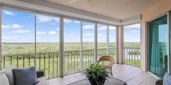262 Barefoot Beach BLVD