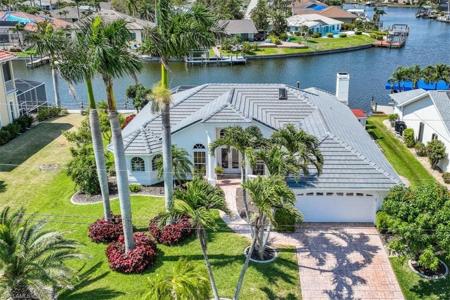 2237 SW 50th ST