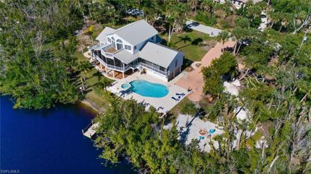 6090 Dinkins Lake RD