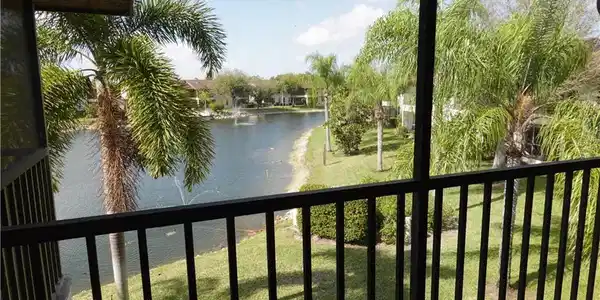 5327 Treetops