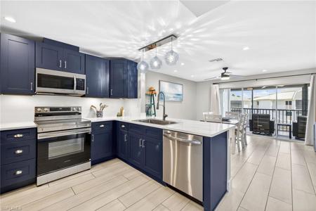 1341 Middle Gulf DR