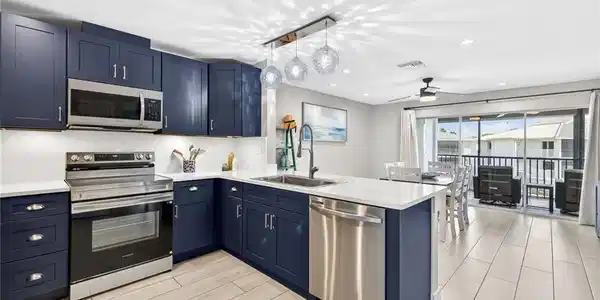 1341 Middle Gulf DR