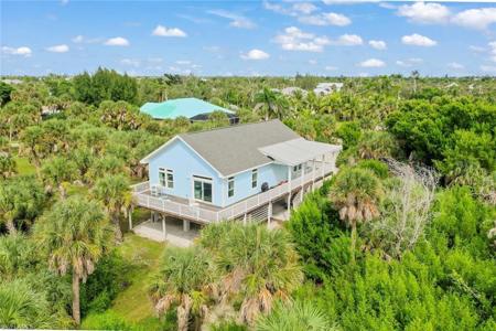 737 Vinca WAY
