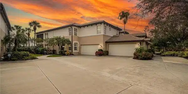 21720 Palmetto Dunes DR