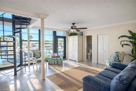 803 River Point DR
