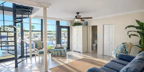 803 River Point DR
