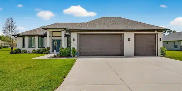 6730 Eagle Tree CT