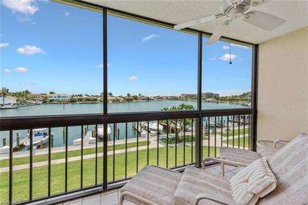 591 Seaview CT