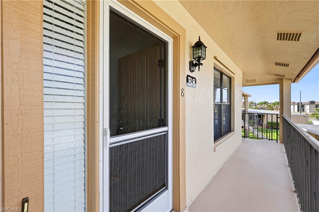 Image 3: View of balcony