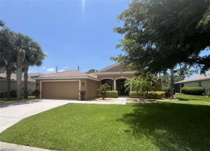 4424 Broadleaf CIR