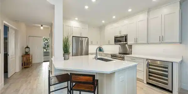 7686 Pebble Creek CIR