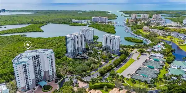 445 Cove Tower DR
