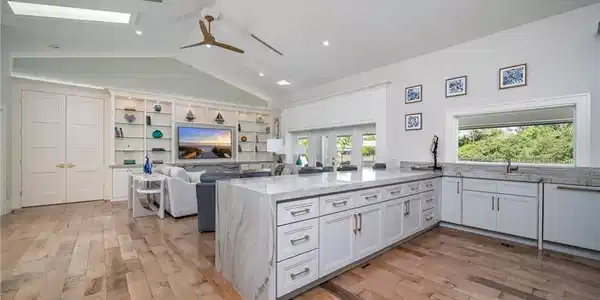 Image 4: Open to great room