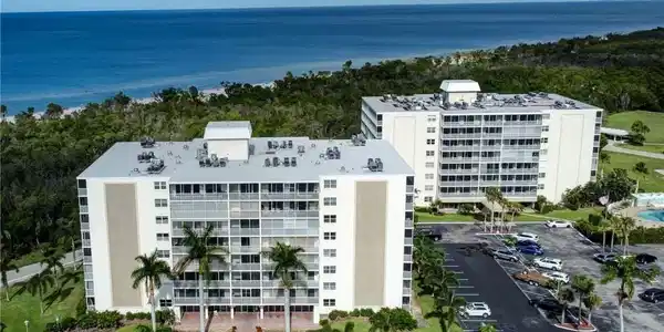 3 Bluebill AVE