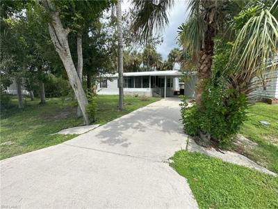 7591 Grady DR