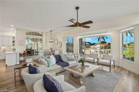 5661 Harborage DR