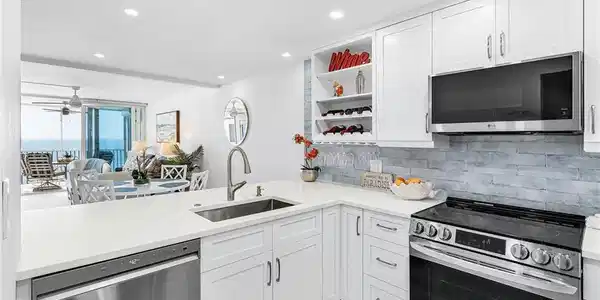 Image 3: Incredibly designed and reimagined with large kitchen bar space