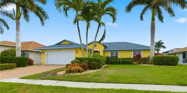 139 Balfour DR
