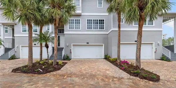 119 Barefoot CIR