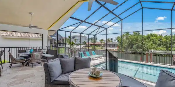 481 Lagoon AVE