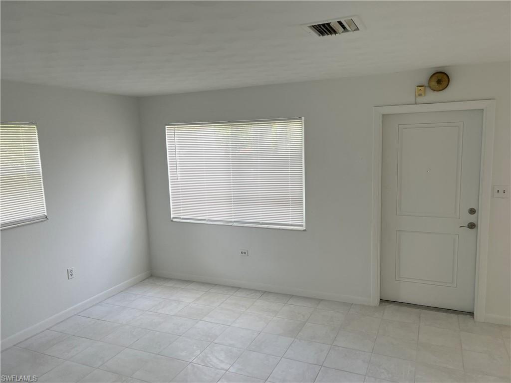 Image 2: Living Room
