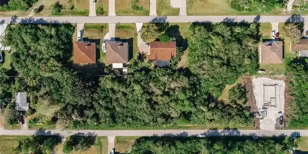 3331 Amanda ST