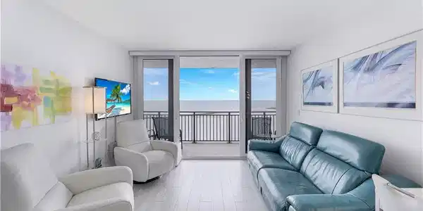 180 Seaview CT