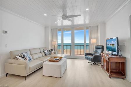 140 Seaview CT