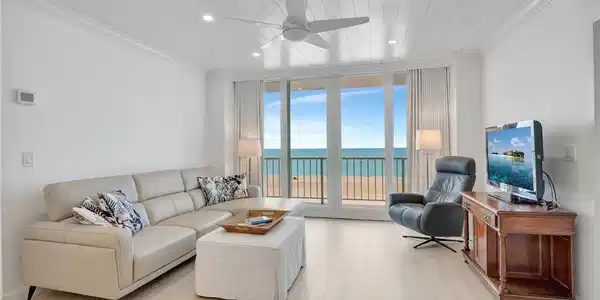 140 Seaview CT