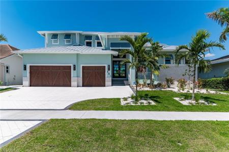 581 Hernando DR