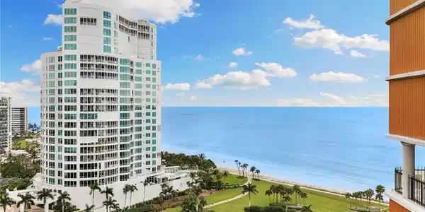 4251 Gulf Shore BLVD N