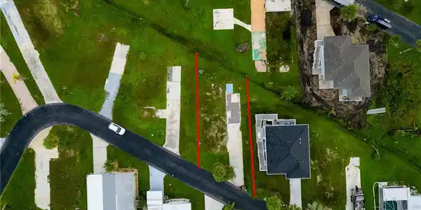 Image 4: Bird's eye view
