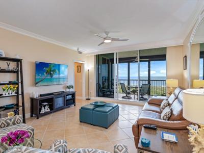7225 Pelican Bay BLVD