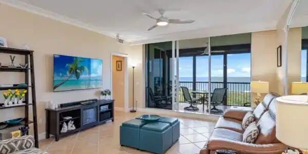 7225 Pelican Bay BLVD