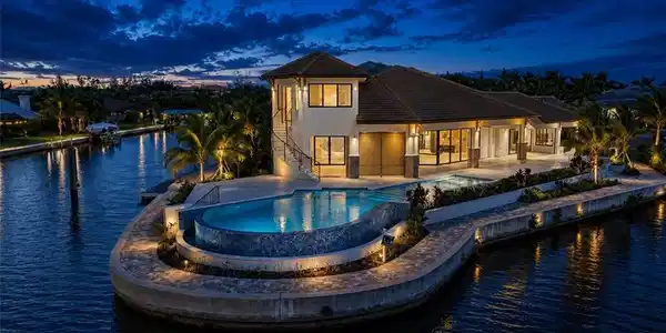 14201 Bay DR